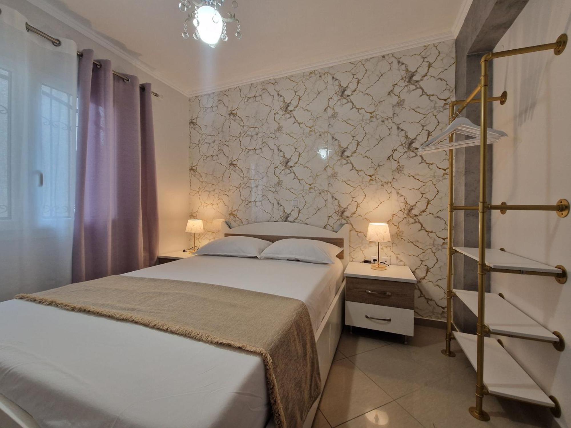 Iro Apartments Néa Péramos Esterno foto