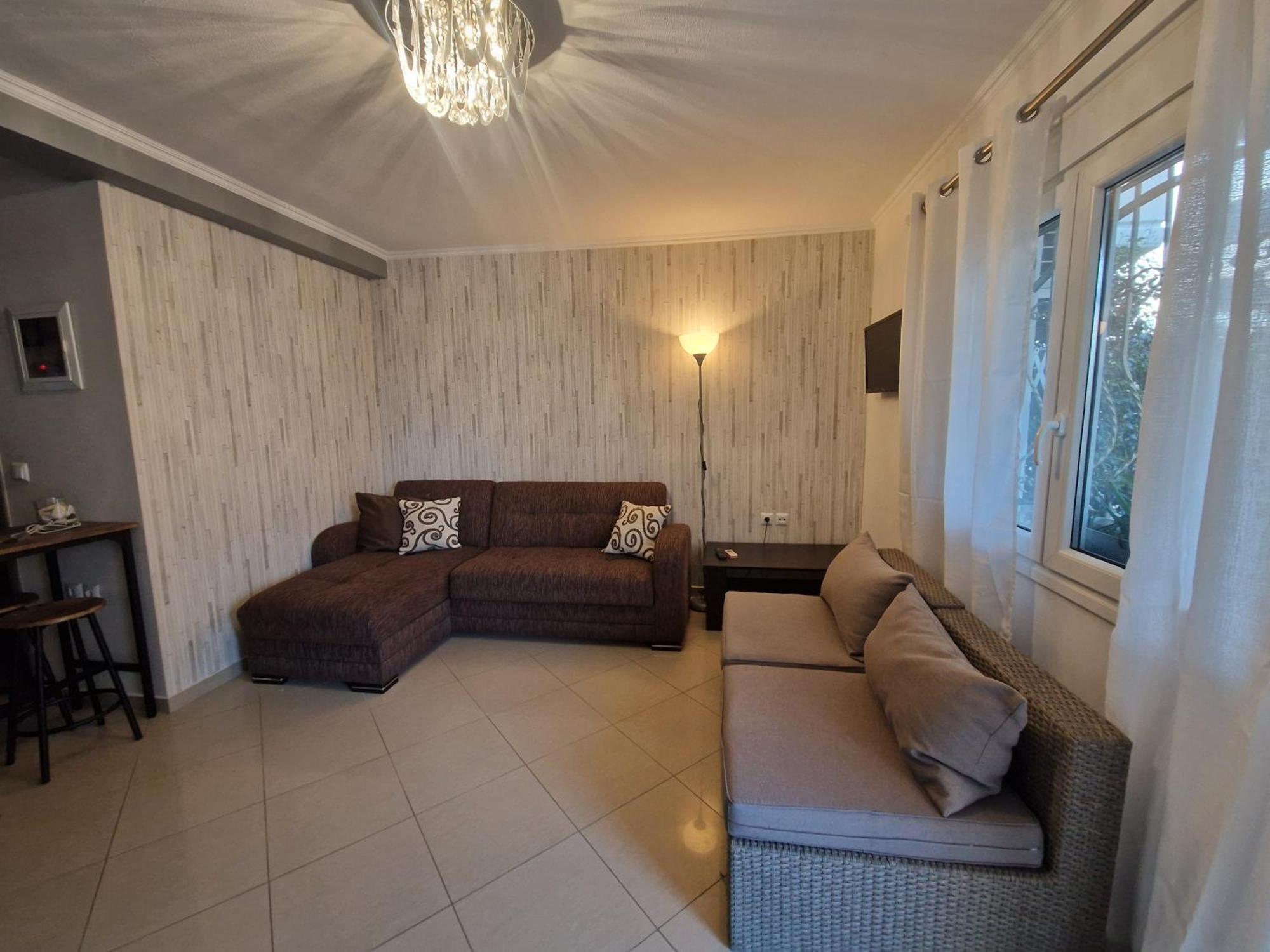 Iro Apartments Néa Péramos Esterno foto